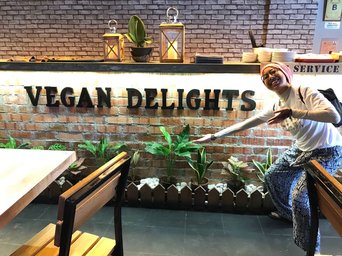 Cheap Vegan Food You Must Try at Ipoh's Vegan Delights Cafe